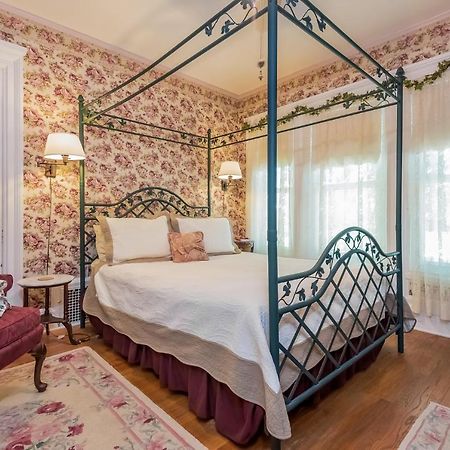 Bed and Breakfast Kingsley House à Fennville Extérieur photo