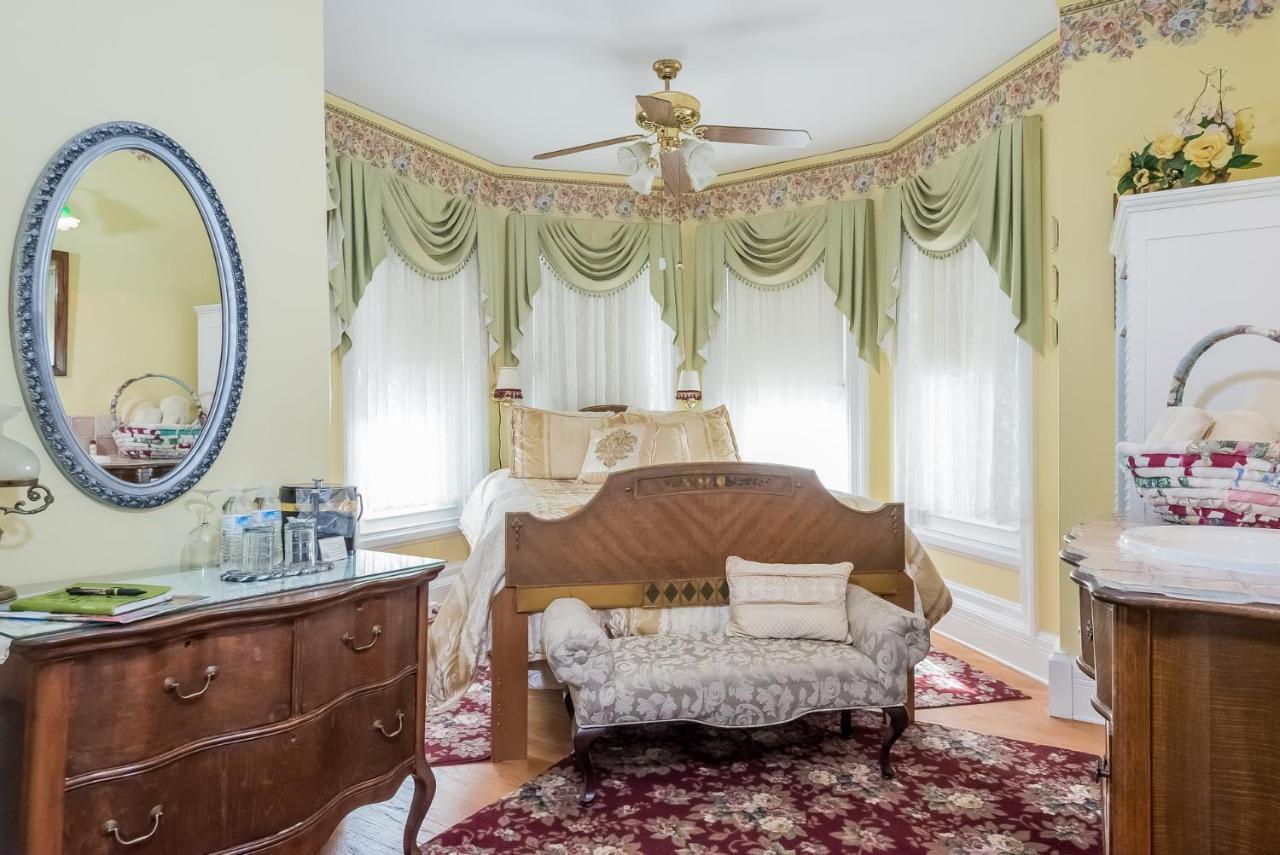 Bed and Breakfast Kingsley House à Fennville Extérieur photo