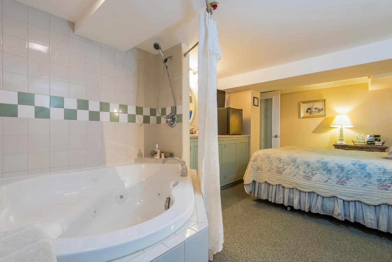 Bed and Breakfast Kingsley House à Fennville Extérieur photo